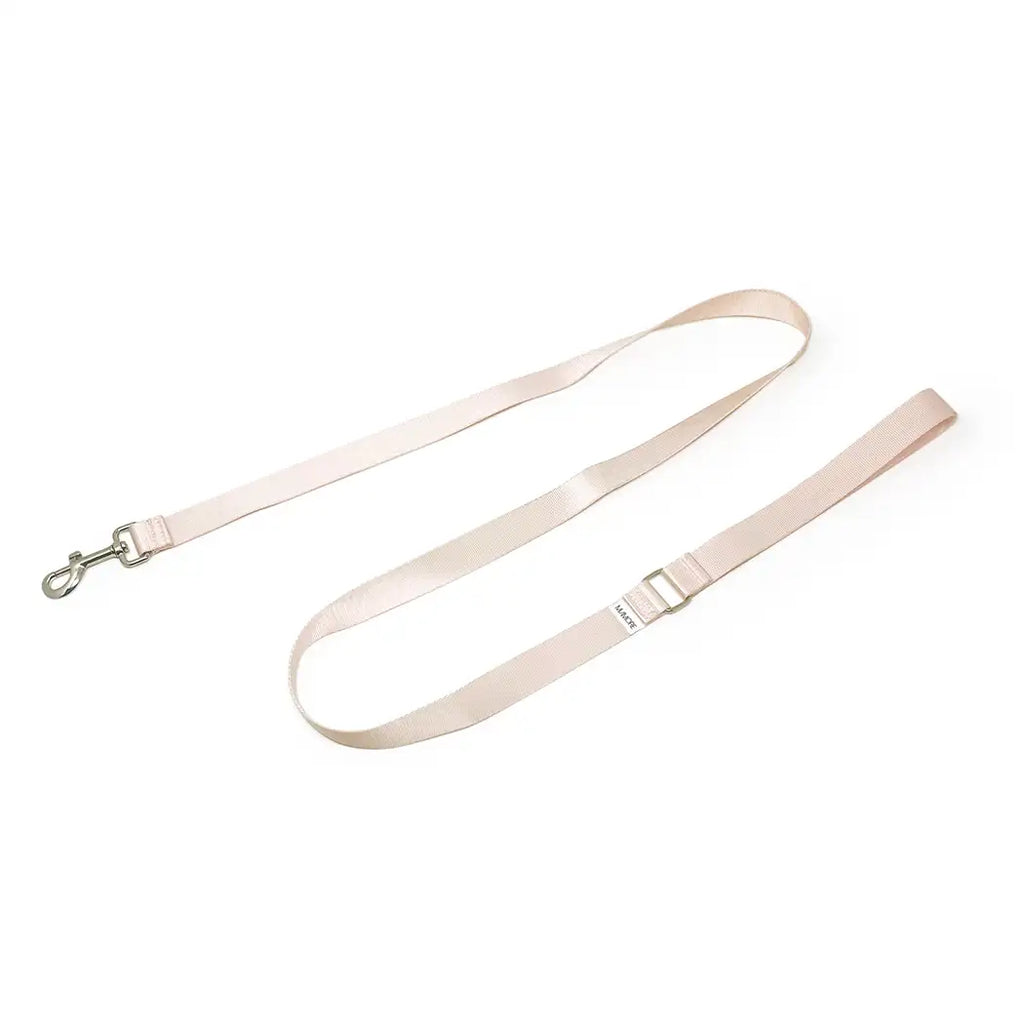 Amore Dog Leash in Petal Pink